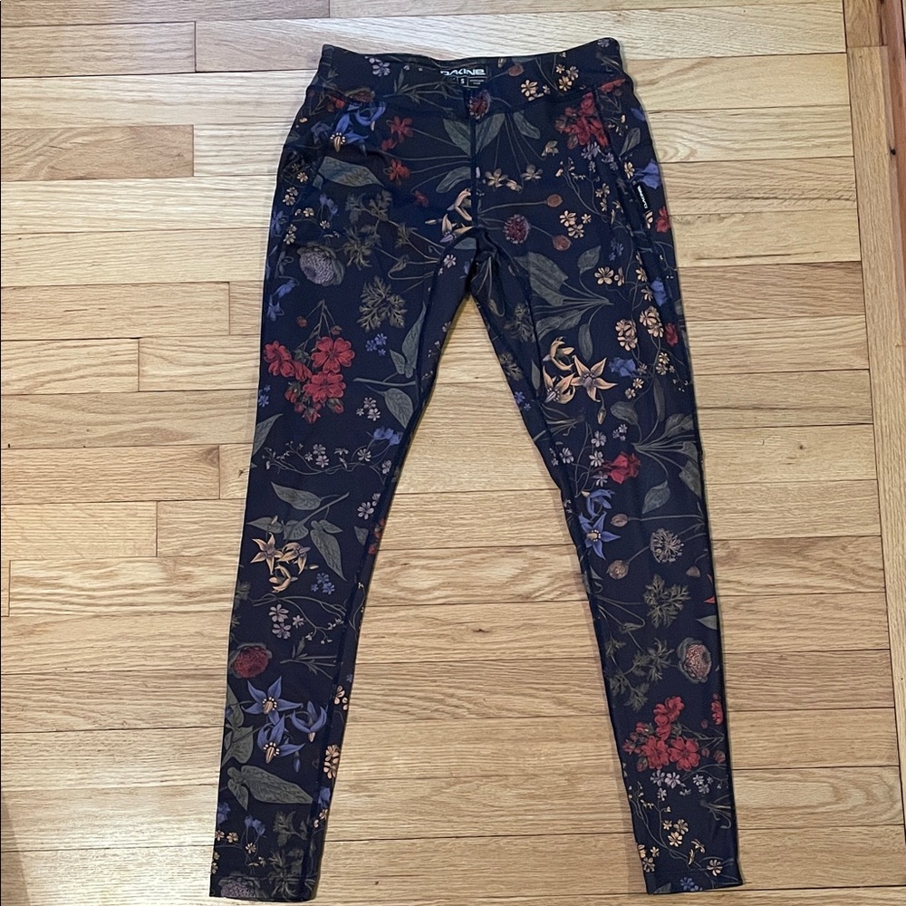 Dakine Navy Blue Floral Base Layer